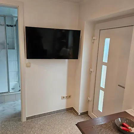 Standardzimmer Nahe Messe Und Airport Appartamento *