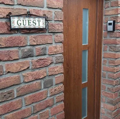 Standardzimmer Nahe Messe Und Airport Apartment Dusseldorf