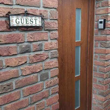 Standardzimmer Nahe Messe Und Airport Апартаменты Дюссельдорф