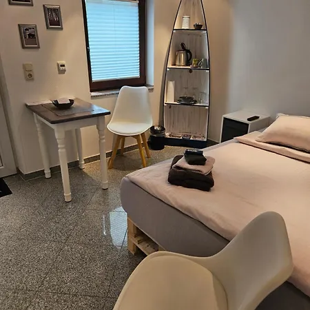 Standardzimmer Nahe Messe Und Airport * Ντίσελντορφ